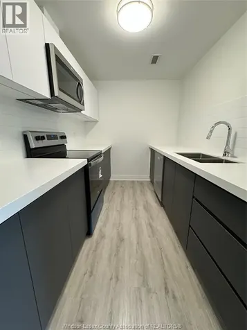 3370 Stella Crescent Windsor ON N8T 3P7