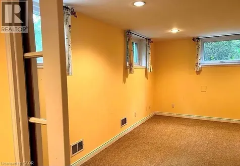 1238 Donlea Crescent Oakville ON L6J 1V7