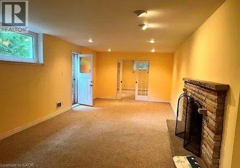 1238 Donlea Crescent Oakville ON L6J 1V7