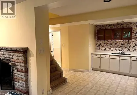 1238 Donlea Crescent Oakville ON L6J 1V7