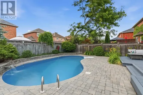 57 Lauchlin Crescent Halton Hills (georgetown) ON L7G 5R5