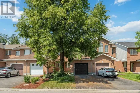 16 Cohen Avenue Ottawa ON K2L 4E9