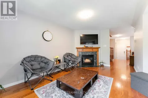 16 Cohen Avenue Ottawa ON K2L 4E9
