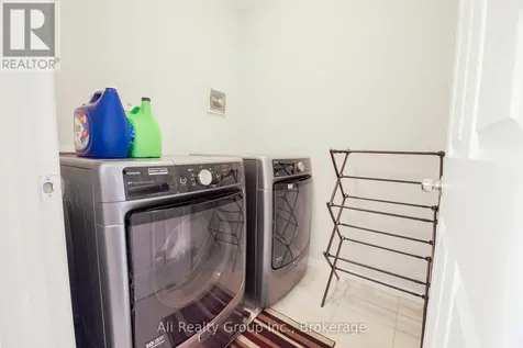 330 Nonius Street Ottawa ON K2V 0E1