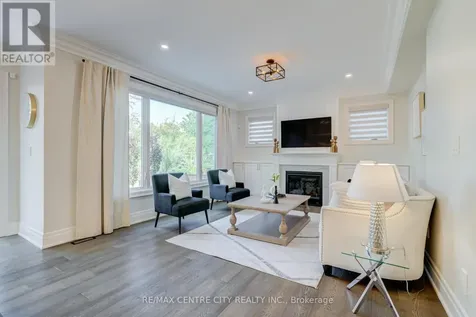 301 Martin Street Milton (om Old Milton) ON L9T 2R7
