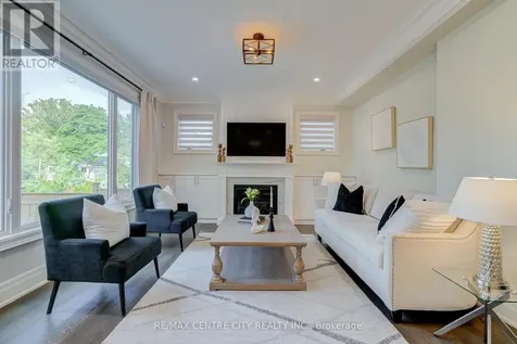 301 Martin Street Milton (om Old Milton) ON L9T 2R7
