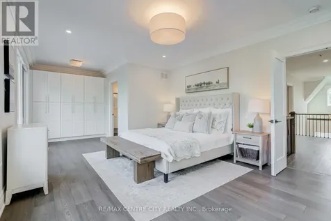 301 Martin Street Milton (om Old Milton) ON L9T 2R7