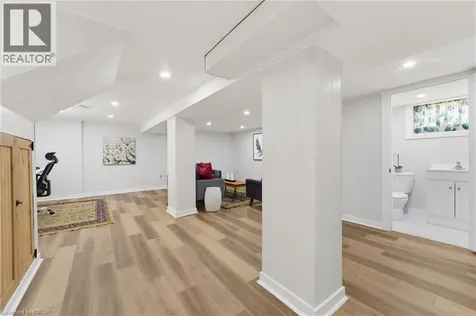 282 East 13th Street Hamilton ON L9A 3Z9