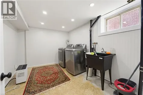 282 East 13th Street Hamilton ON L9A 3Z9