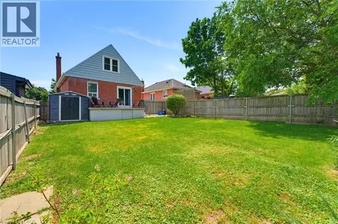 282 East 13th Street Hamilton ON L9A 3Z9
