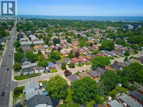 282 East 13th Street Hamilton ON L9A 3Z9