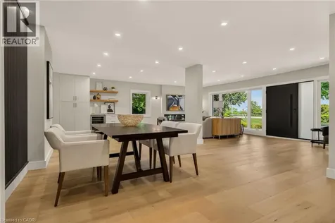 274 Mountain Brow Boulevard Hamilton ON L8T 1A6