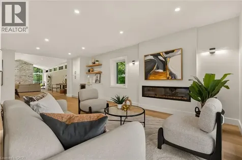 274 Mountain Brow Boulevard Hamilton ON L8T 1A6