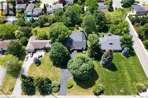274 Mountain Brow Boulevard Hamilton ON L8T 1A6