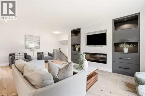 2234 Kilbride Street Burlington ON L7P 0J4