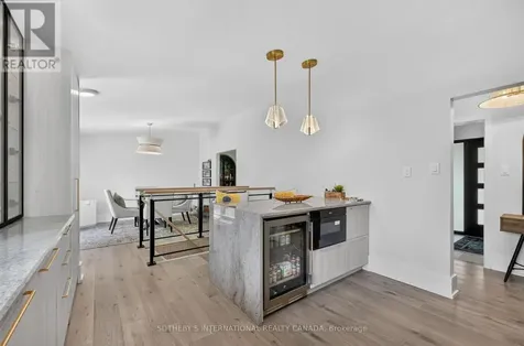 2 Parkglen Drive Ottawa ON K2G 3R5