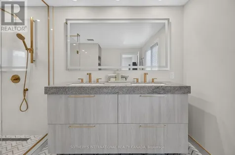 2 Parkglen Drive Ottawa ON K2G 3R5