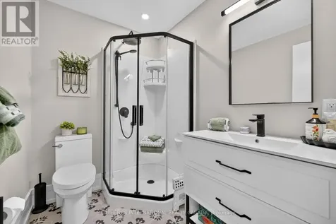 2 Parkglen Drive Ottawa ON K2G 3R5