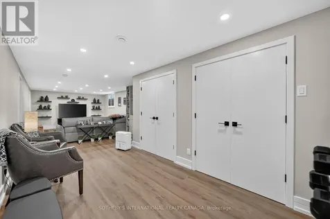 2 Parkglen Drive Ottawa ON K2G 3R5