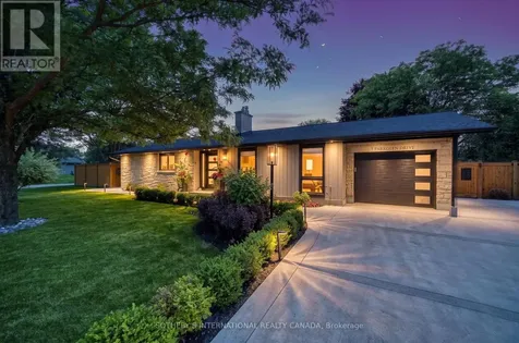 2 Parkglen Drive Ottawa ON K2G 3R5