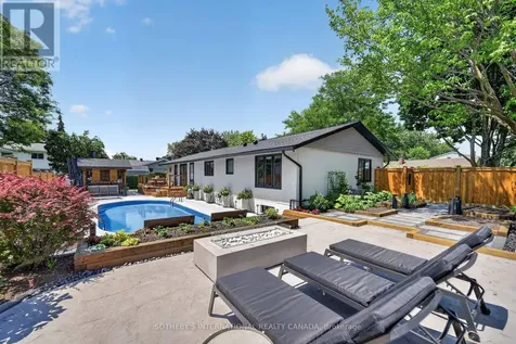 2 Parkglen Drive Ottawa ON K2G 3R5