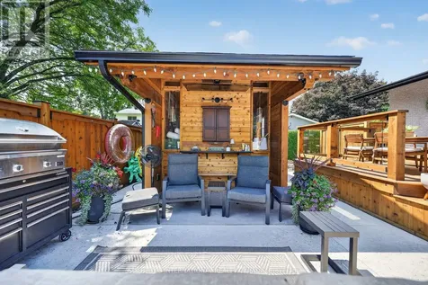 2 Parkglen Drive Ottawa ON K2G 3R5