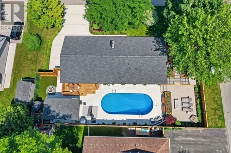 2 Parkglen Drive Ottawa ON K2G 3R5