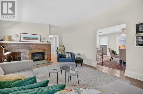 2 Parkglen Drive Ottawa ON K2G 3R5