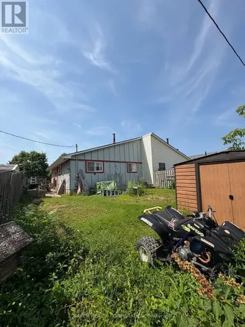 13 Pol Court St. Thomas ON N5R 5P9