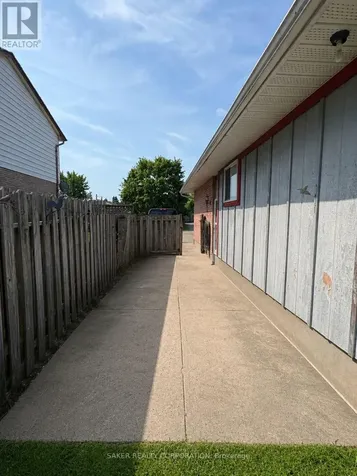 13 Pol Court St. Thomas ON N5R 5P9