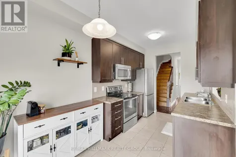 132 Laramie Crescent Ottawa ON K2J 5Z8