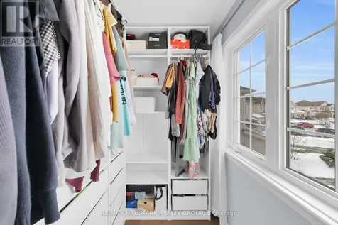 132 Laramie Crescent Ottawa ON K2J 5Z8
