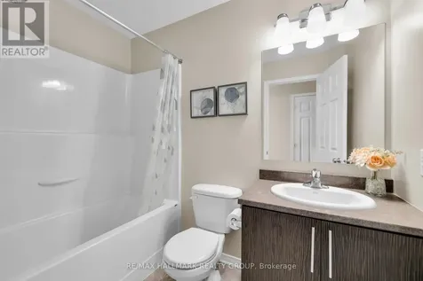 132 Laramie Crescent Ottawa ON K2J 5Z8
