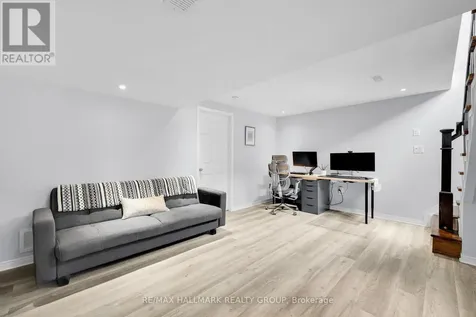132 Laramie Crescent Ottawa ON K2J 5Z8