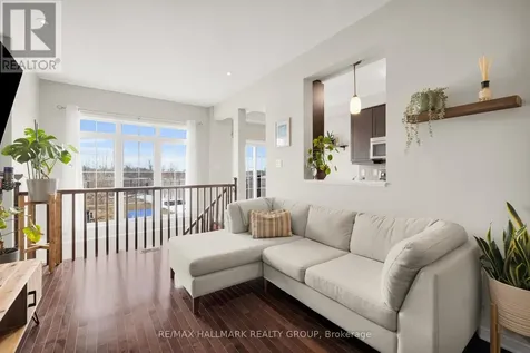 132 Laramie Crescent Ottawa ON K2J 5Z8