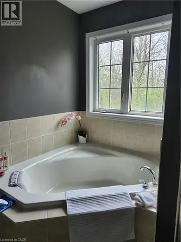 249 Bussel Crescent Milton ON L9T 0W3