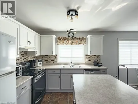 126 Concession Road Dunnville ON N1A 1L1