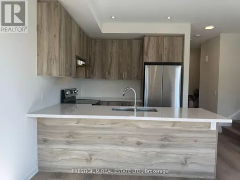1446 19 Th Avenue Richmond Hill ON L3R 0G4