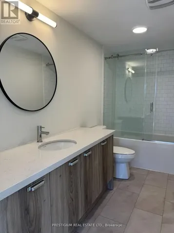 1446 19 Th Avenue Richmond Hill ON L3R 0G4