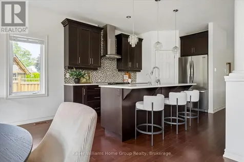 27 Riley Crescent Centre Wellington (fergus) ON N1M 0C1
