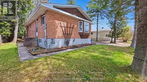 36 Susan Street West Huntsville ON P1H 1X2