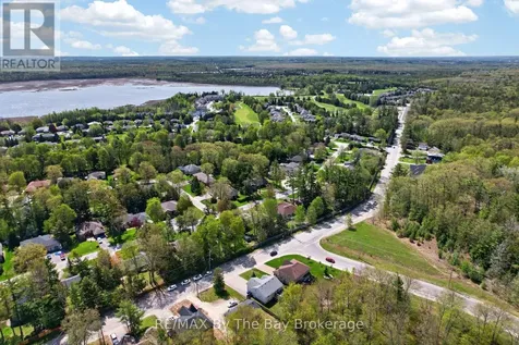 326 Golf Course Road Wasaga Beach ON L9Z 1S5
