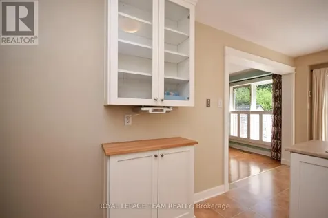 55 Harrington Court Ottawa ON K2K 2S6