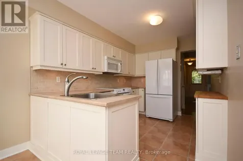 55 Harrington Court Ottawa ON K2K 2S6