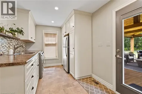 809 Kilman Road Pelham ON L0S 1C0