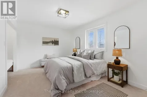 15 Hillside Drive Clarington ON L0B 1J0
