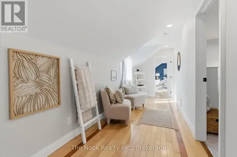 15 Hillside Drive Clarington ON L0B 1J0