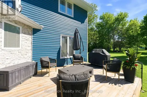 15 Hillside Drive Clarington ON L0B 1J0