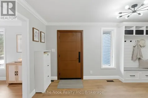 15 Hillside Drive Clarington ON L0B 1J0