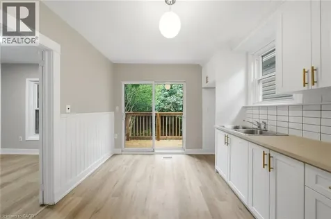 81 Cambridge Avenue Hamilton ON L8H 1T7